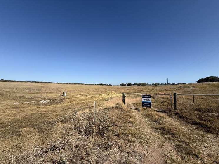 Click to view all images Lot 9 Calytrix View Bonniefield WA 6525 - Image 3