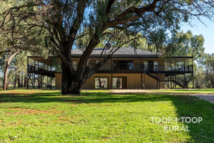Click to view all images 377/ Thamm Road Morgan SA 5320 - Image 3