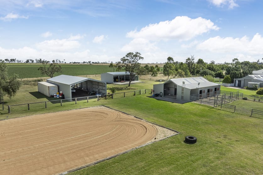 Click to view all images 239 Westbrook Wyreema Road Westbrook QLD 4350 - Image 3