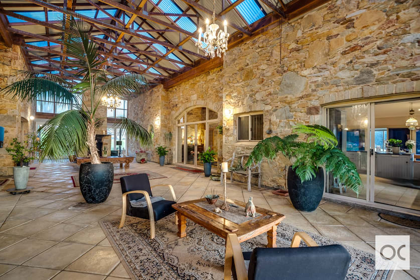 Click to view all images 18 Mount Robinson Road Torrens Vale SA 5203 - Image 1