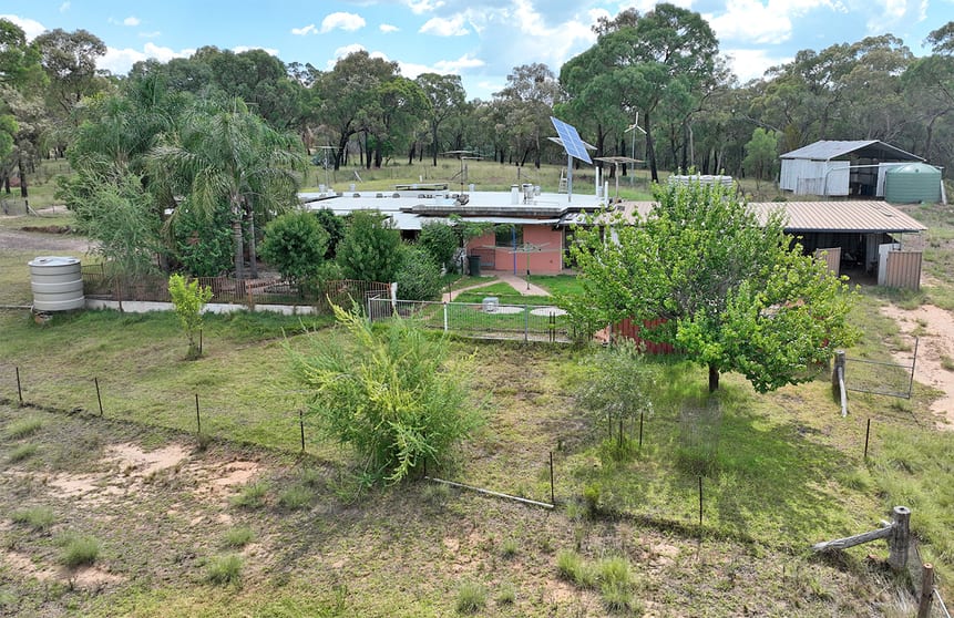 Click to view all images 348 QUAKER TOMMY ROAD Coonabarabran NSW 2357 - Image 1
