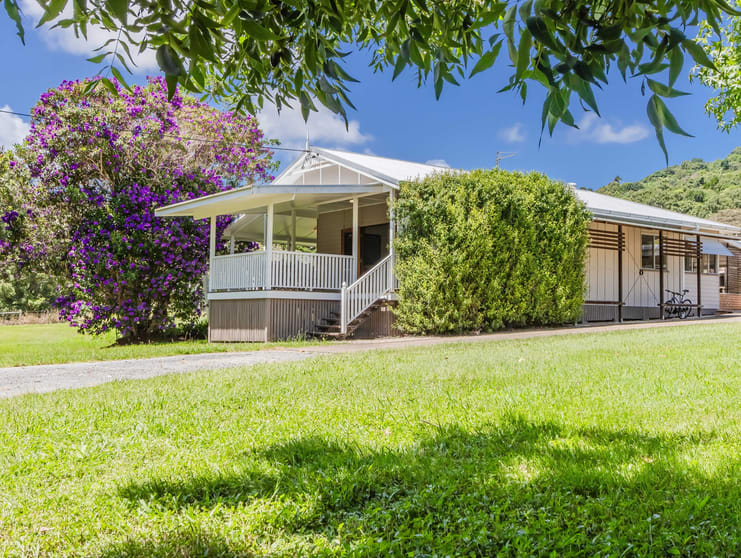 Click to view all images 410 Eviron Road Farrants Hill NSW 2484 - Image 1