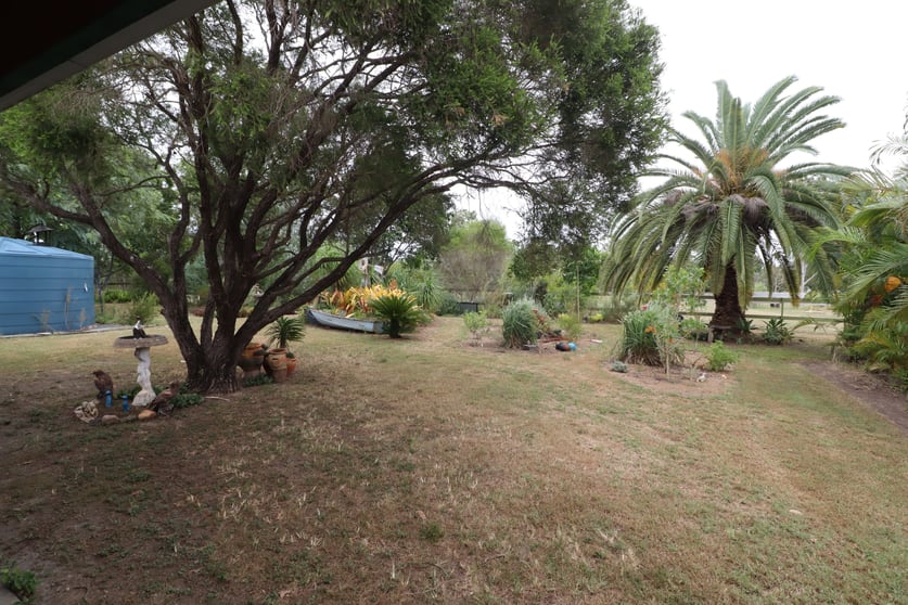 Click to view all images 1495 Wallaville Goondoon Road Drinan QLD 4671 - Image 3