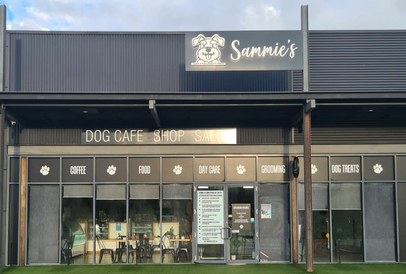 Click to view all images Animal Related business for sale in Moonee Beach - Image 2