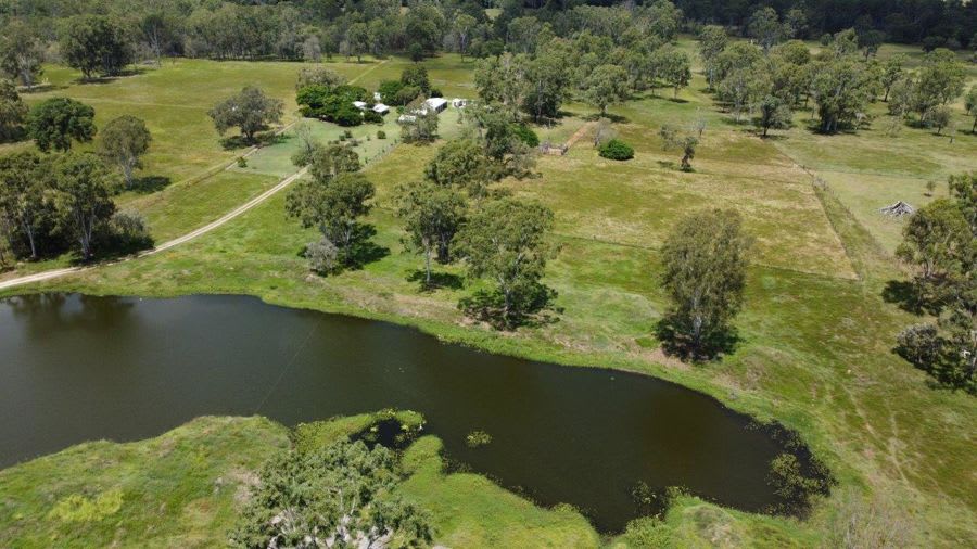 Click to view all images 189 VANDERWOLFS ROAD Colosseum QLD 4677 - Image 2