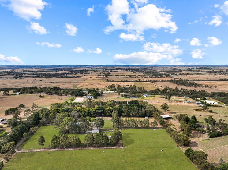 Click to view all images 55 Hillbrick Road Garfield VIC 3814 - Image 3
