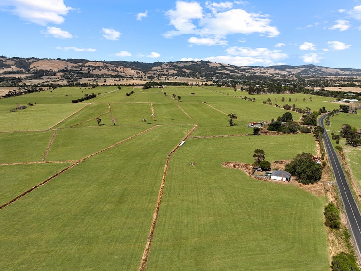 Click to view all images 164 Yarragon-Shady Creek Road Yarragon VIC 3823 - Image 1