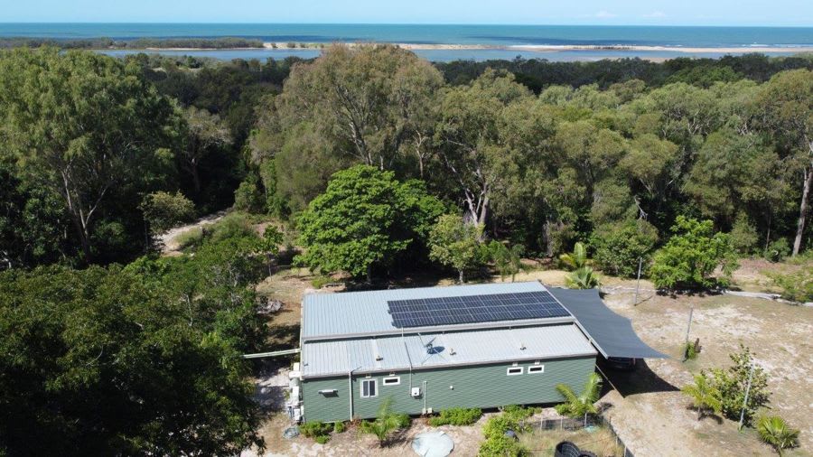 Click to view all images 696 Fingerfield Road Deepwater QLD 4674 - Image 2