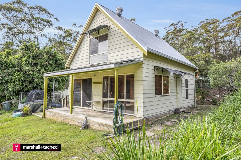 Click to view all images 29 Hunters Road Wapengo NSW 2550 - Image 2