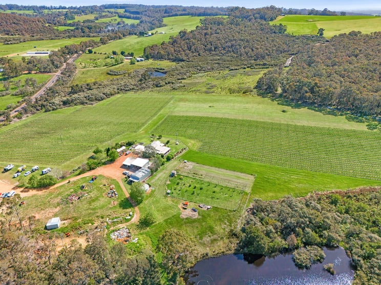 Click to view all images 1678 Scotsdale Road Denmark WA 6333 - Image 3