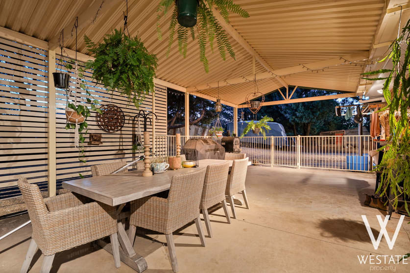 Click to view all images 13a Macquarie Street West Bathurst NSW 2795 - Image 2