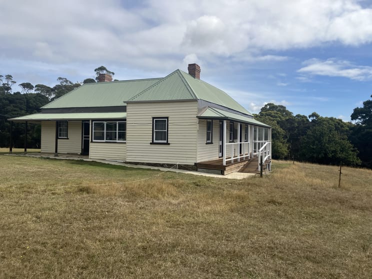Click to view all images 89 Norths Road West Montagu TAS 7330 - Image 2
