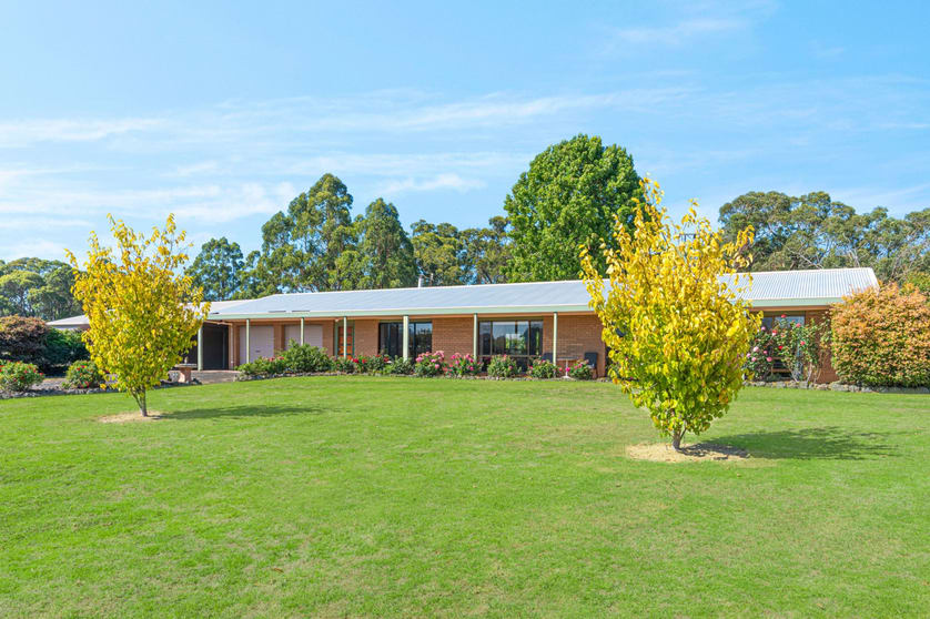 Click to view all images 2310 Colac-Lavers Hill Road Gellibrand VIC 3239 - Image 3