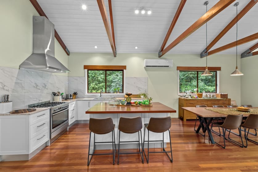 Click to view all images 34 Escotts Lane Martinsville NSW 2265 - Image 2