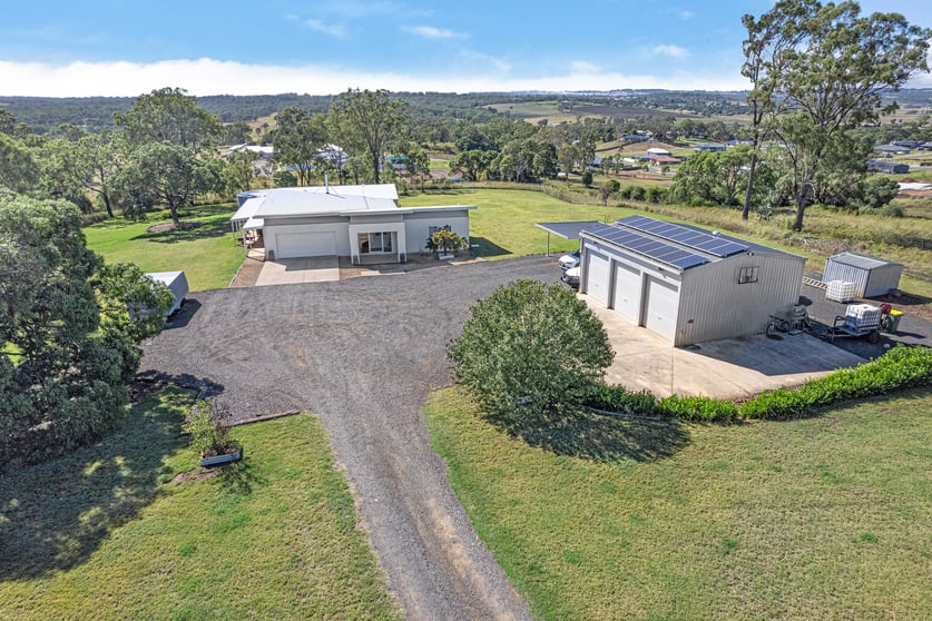 Click to view all images 1201 Goombungee Meringandan Road Meringandan West QLD 4352 - Image 1