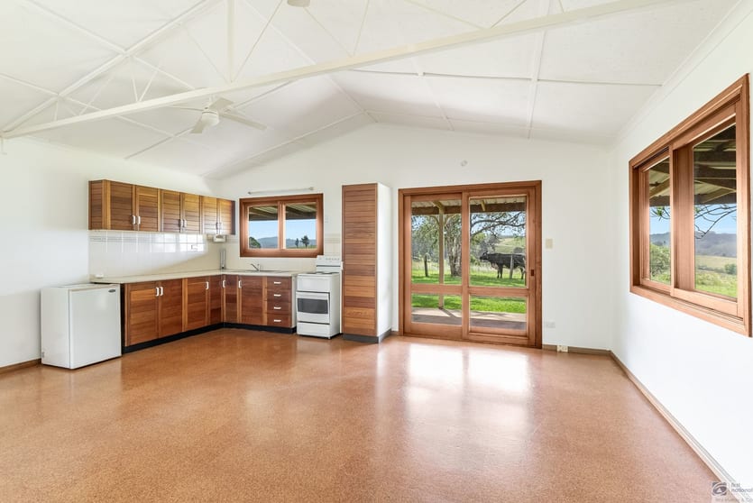 Click to view all images Booerie Creek NSW 2480 - Image 2
