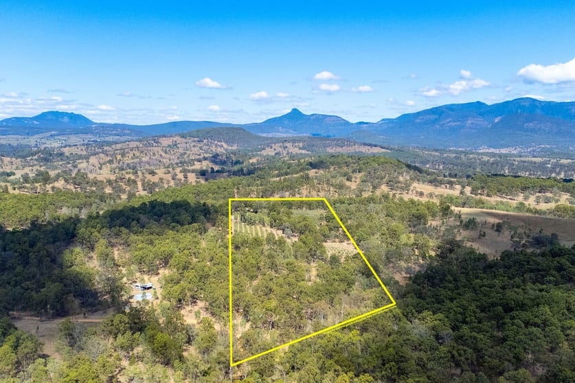 318 Sawatzki Road Croftby QLD 4310 - Image 2