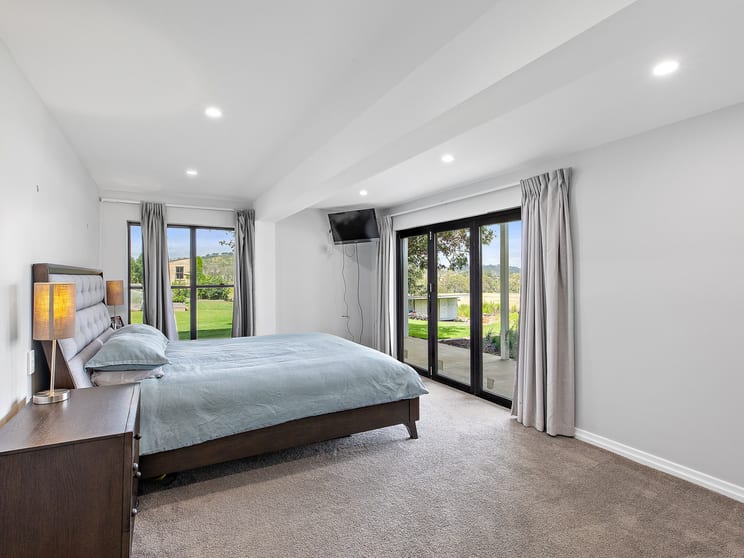 Click to view all images 179 Old Goombungee Road Birnam QLD 4352 - Image 3