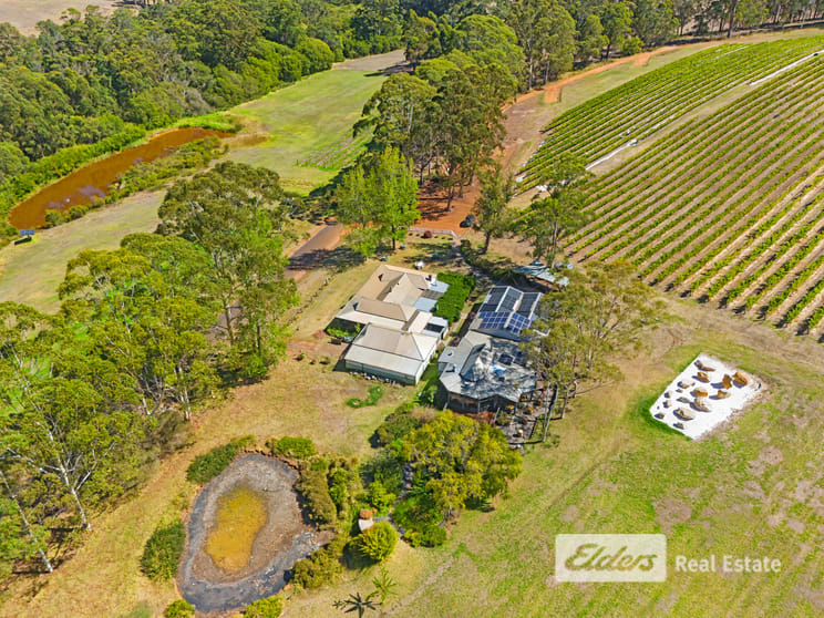Click to view all images 18 Hamilton Road Scotsdale WA 6333 - Image 3