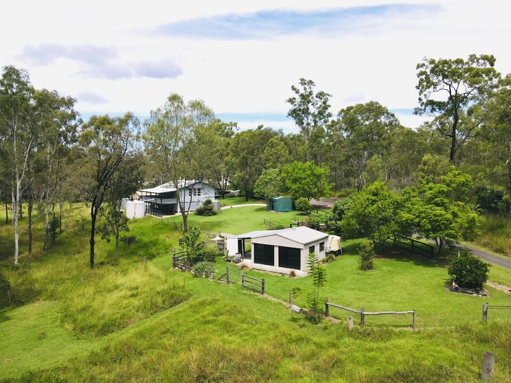 Click to view all images 346 Gentle Annie Road Apple Tree Creek QLD 4660 - Image 2