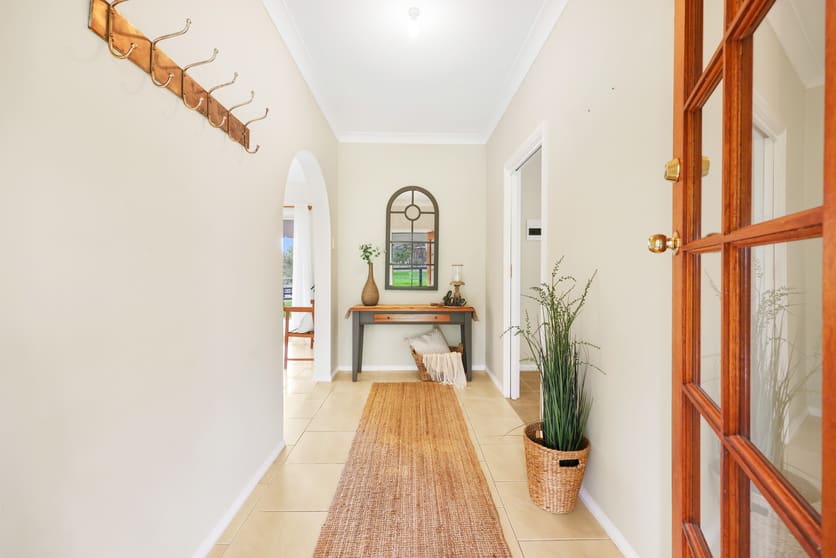 Click to view all images 73 Porcupine Lane Tamworth NSW 2340 - Image 3