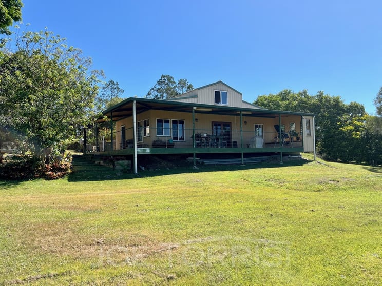 Click to view all images 168 Orchid Close Biboohra QLD 4880 - Image 2