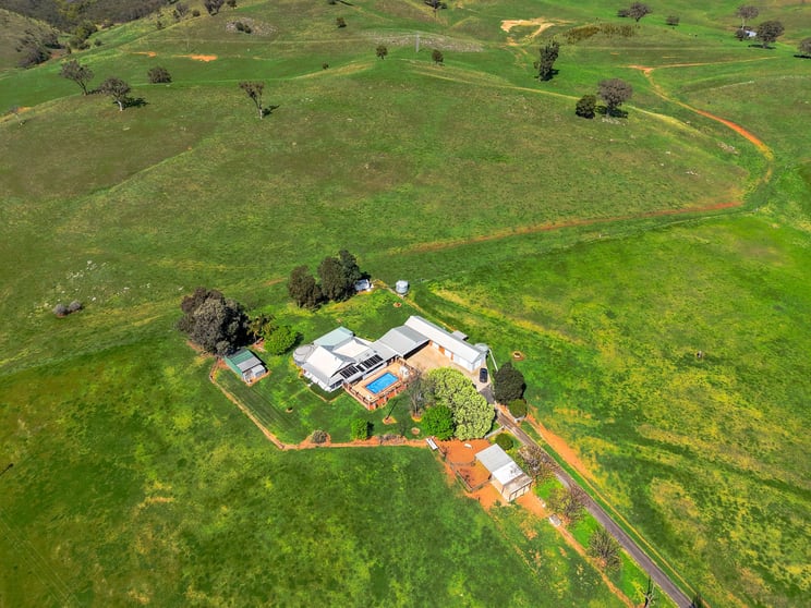 Click to view all images 914 Queens Pinch Road Mudgee NSW 2850 - Image 3