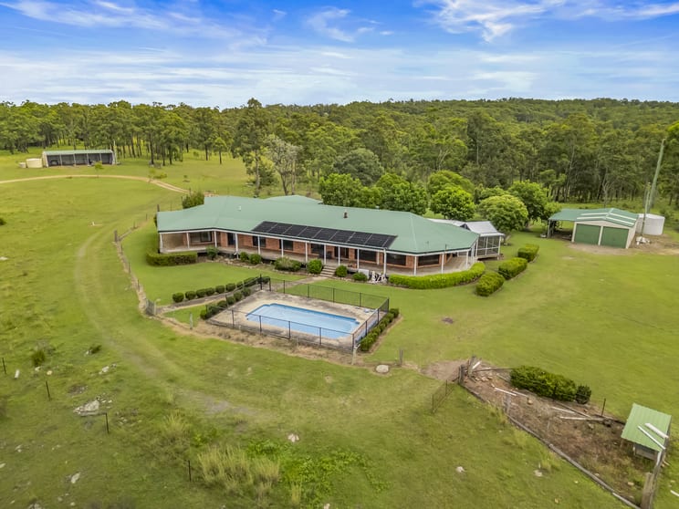 Click to view all images 1522 Webbers Creek Road Webbers Creek NSW 2421 - Image 1