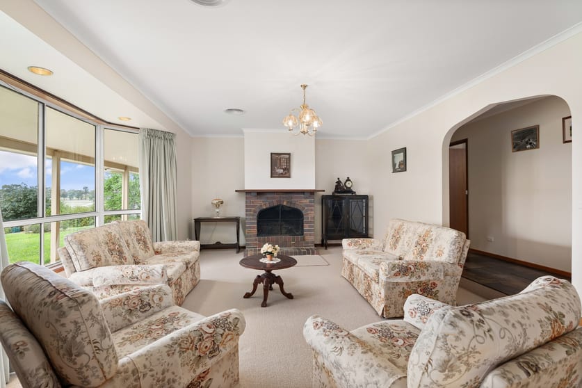 73 Waterside Lane Table Top NSW 2640 - Image 3