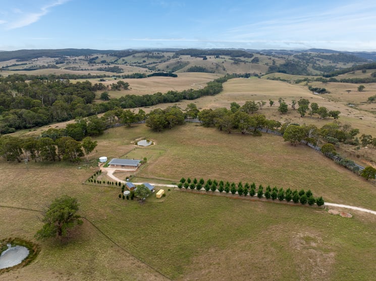 Click to view all images 736 Duckmaloi Road Oberon NSW 2787 - Image 1