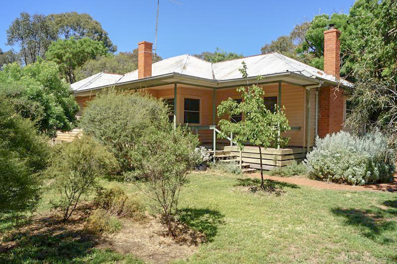 Click to view all images 2285 Dookie Violet Town Road Nalinga VIC 3646 - Image 2