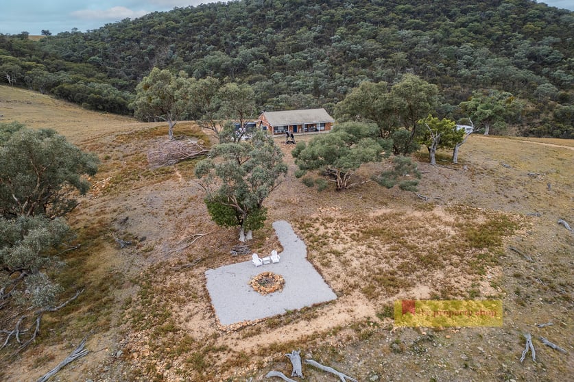 Click to view all images 297 Beragoo Road Mudgee NSW 2850 - Image 2