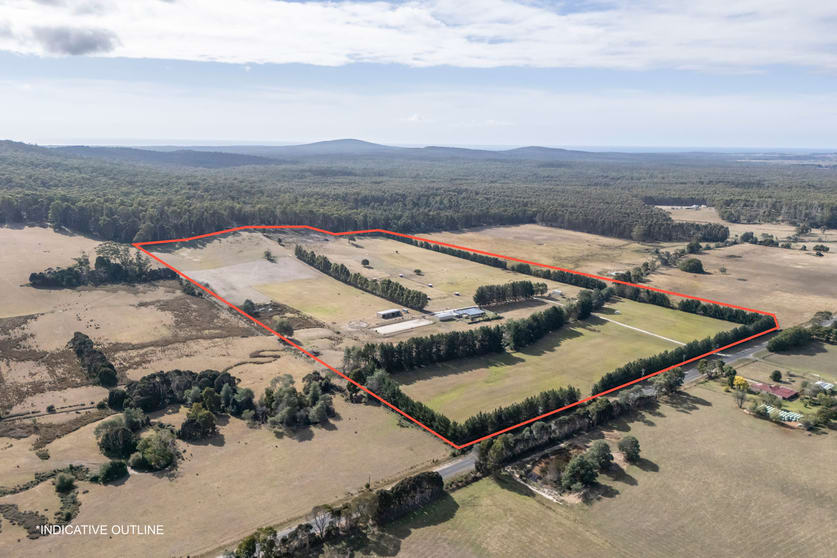 Click to view all images 5456 Bridport Road Pipers River TAS 7252 - Image 3