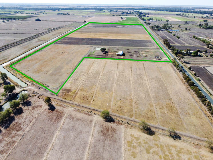 Click to view all images 00 Speewa Punt Road Beverford VIC 3590 - Image 1
