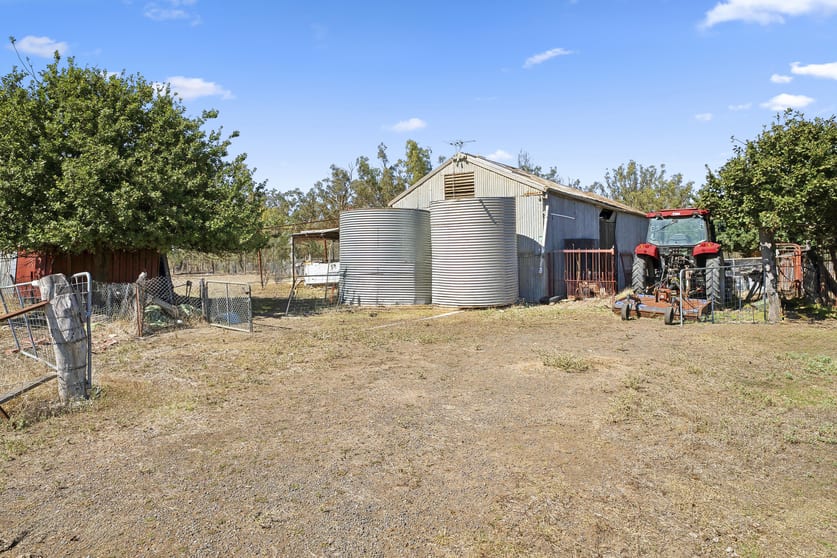 Click to view all images 1288 Murchison-Violet Town Road Arcadia South VIC 3631 - Image 3