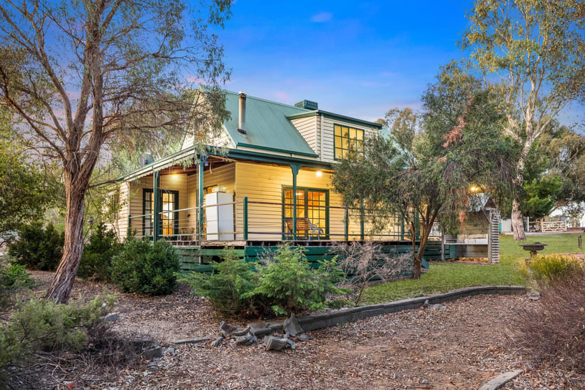 Click to view all images 133 Springvale Road Lockwood South VIC 3551 - Image 2