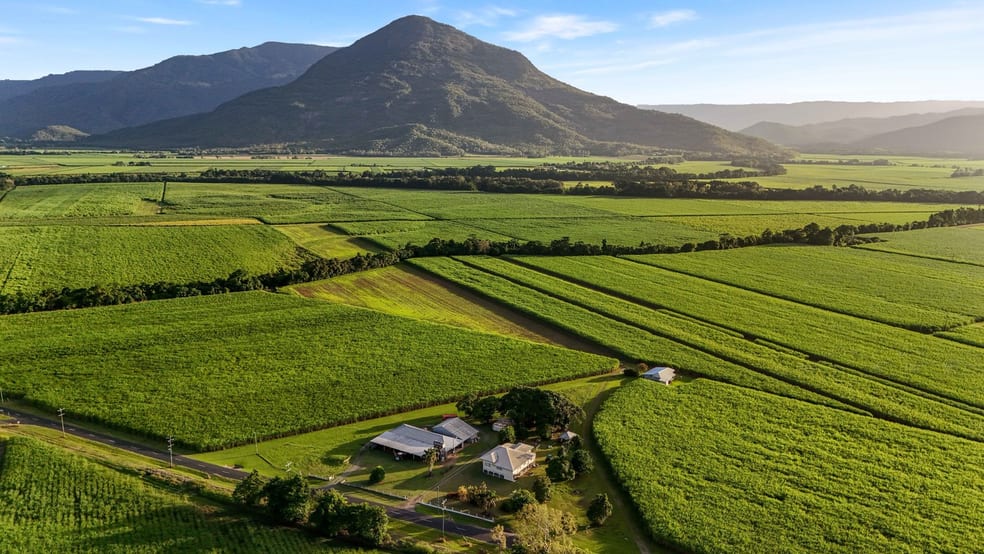Click to view all images 372 Russell Road Gordonvale QLD 4865 - Image 2