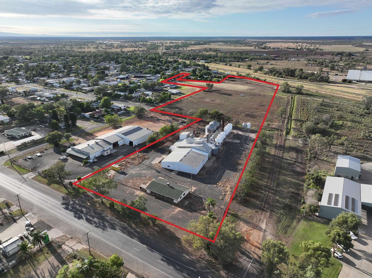 Click to view all images 48-50 Boolcarrol Road Wee Waa NSW 2388 - Image 1