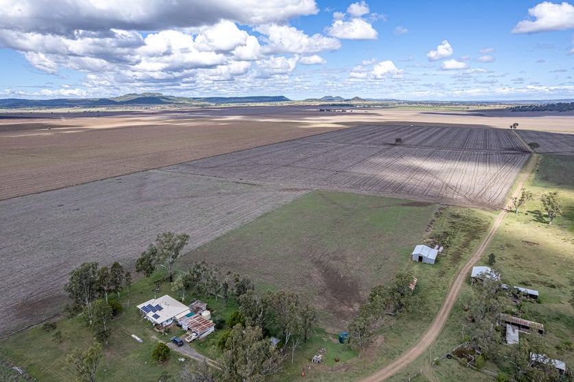 "Camden" 334 Kelvinhaugh-Yalangur Road Yalangur QLD 4352 - Image 2
