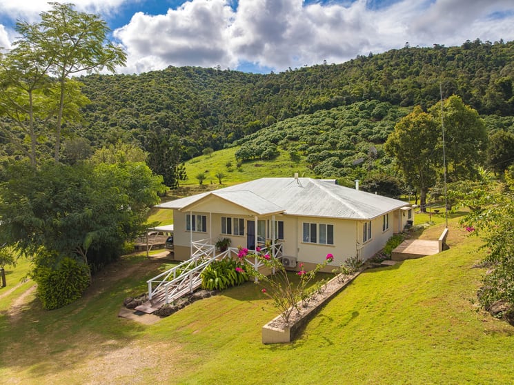 Click to view all images Kanigan QLD 4570 - Image 2