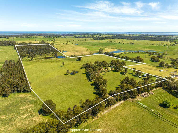 Click to view all images 125 Cornwalls Road Nungurner VIC 3909 - Image 2