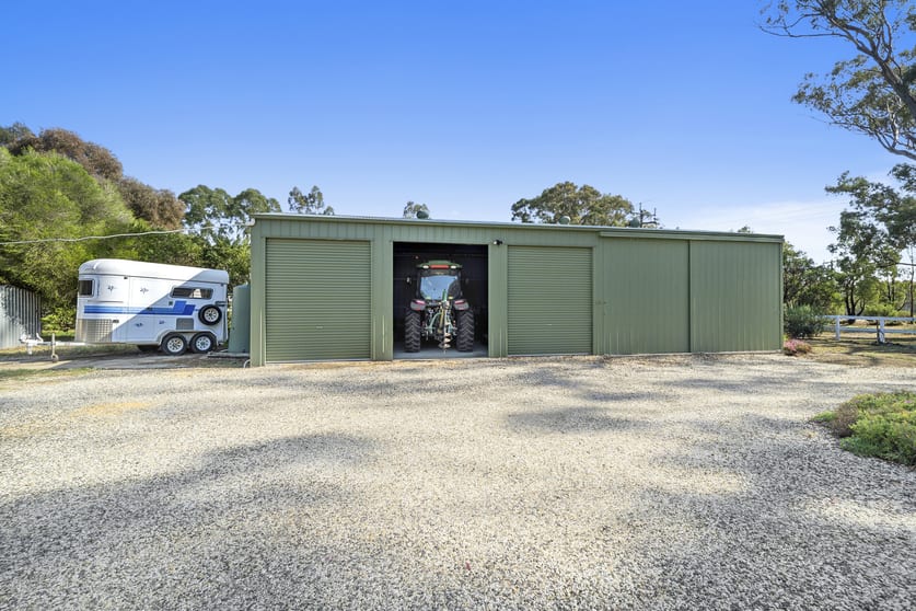 Click to view all images 120 HIGHLANDS ROAD Seymour VIC 3660 - Image 3