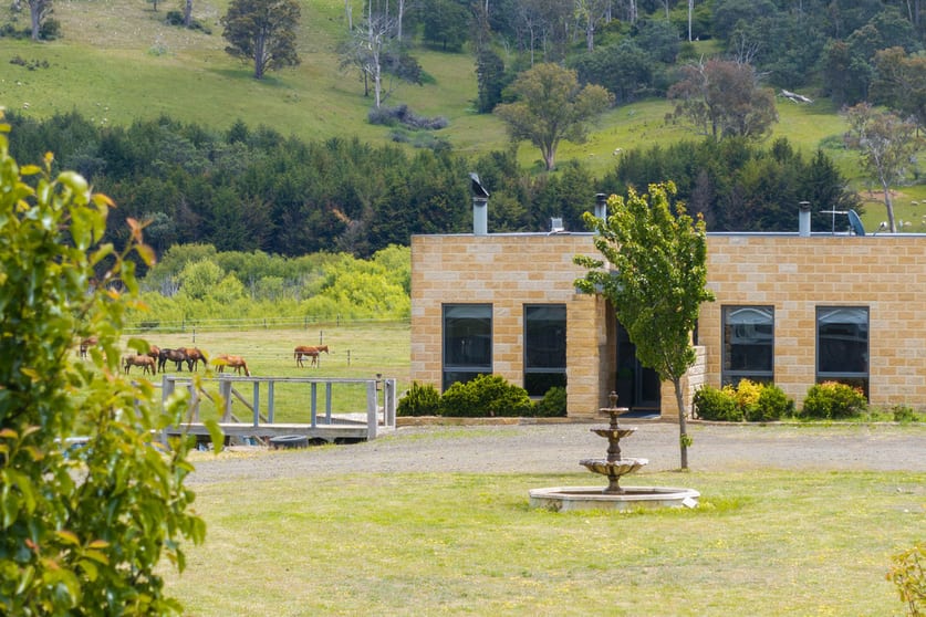 Click to view all images 30 Cook Street Hadspen TAS 7290 - Image 3