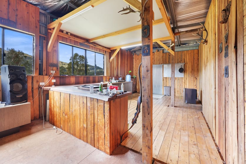 4192 Halls Creek Road Manilla NSW 2346 - Image 2