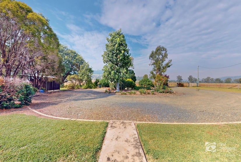 Click to view all images 109 Roys Road Thangool QLD 4716 - Image 3