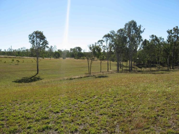 Click to view all images Gin Gin QLD 4671 - Image 1