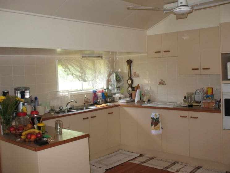 Click to view all images Bundaberg QLD 4670 - Image 2