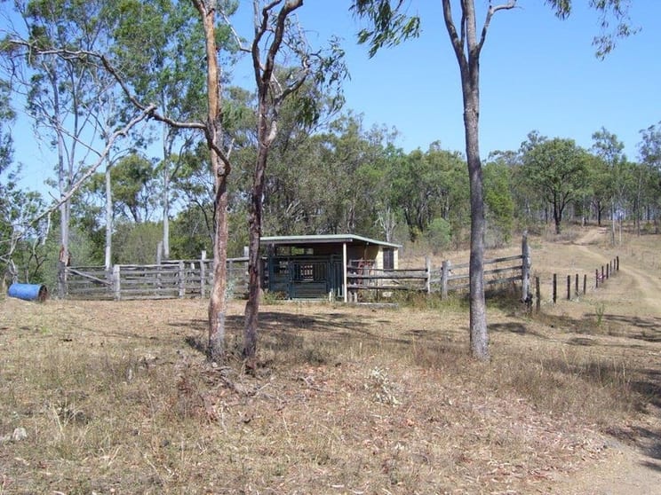 Click to view all images 99 Coes Road Gin Gin QLD 4671 - Image 1