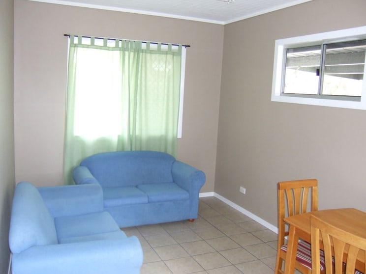 Click to view all images Horse Camp QLD 4671 - Image 2