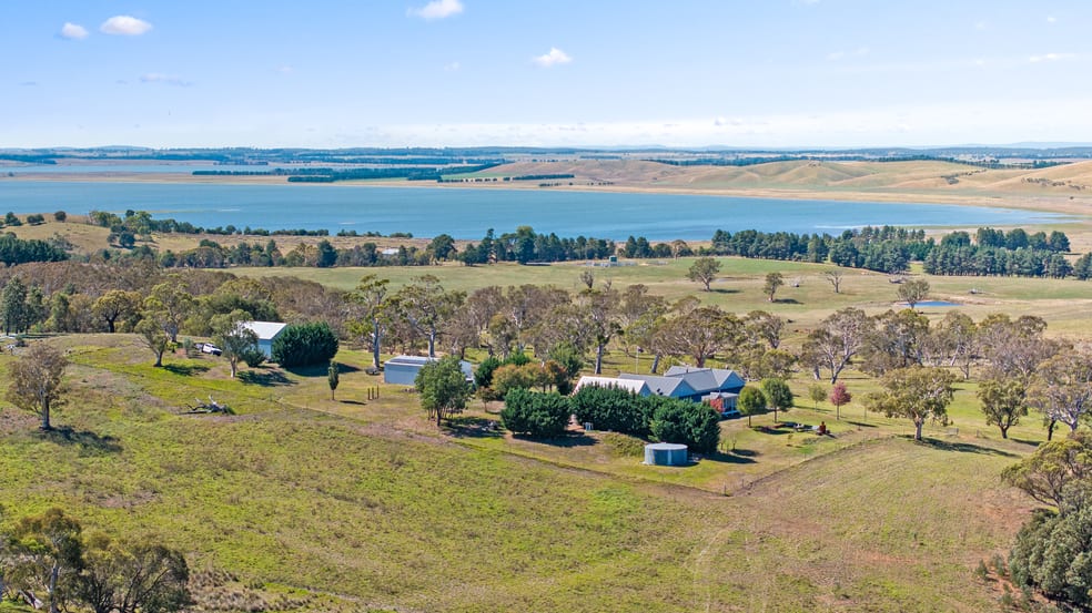 Click to view all images 94 Burrabinga Road Tarago NSW 2580 - Image 2